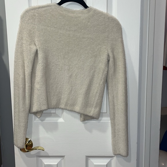 Abercrombie and Fitch Cream soft Cardigan - Picture 3 of 3